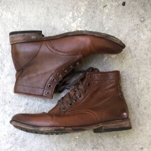 Frye Tyler lace up ankle boots